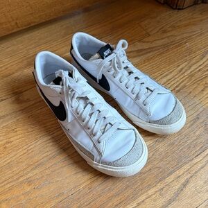Nike Blazer Low